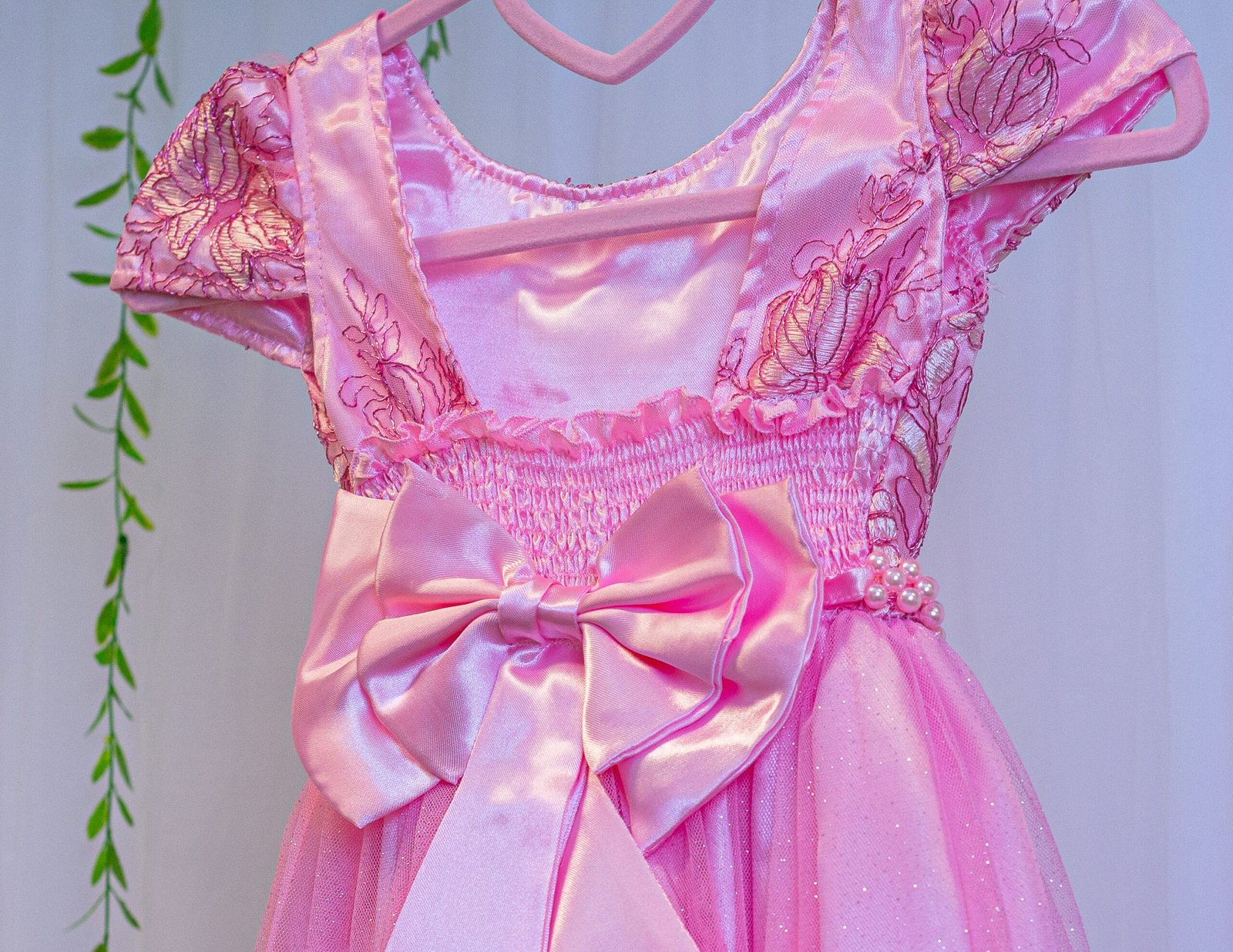 Vestido com tule borado Floral - Image 11