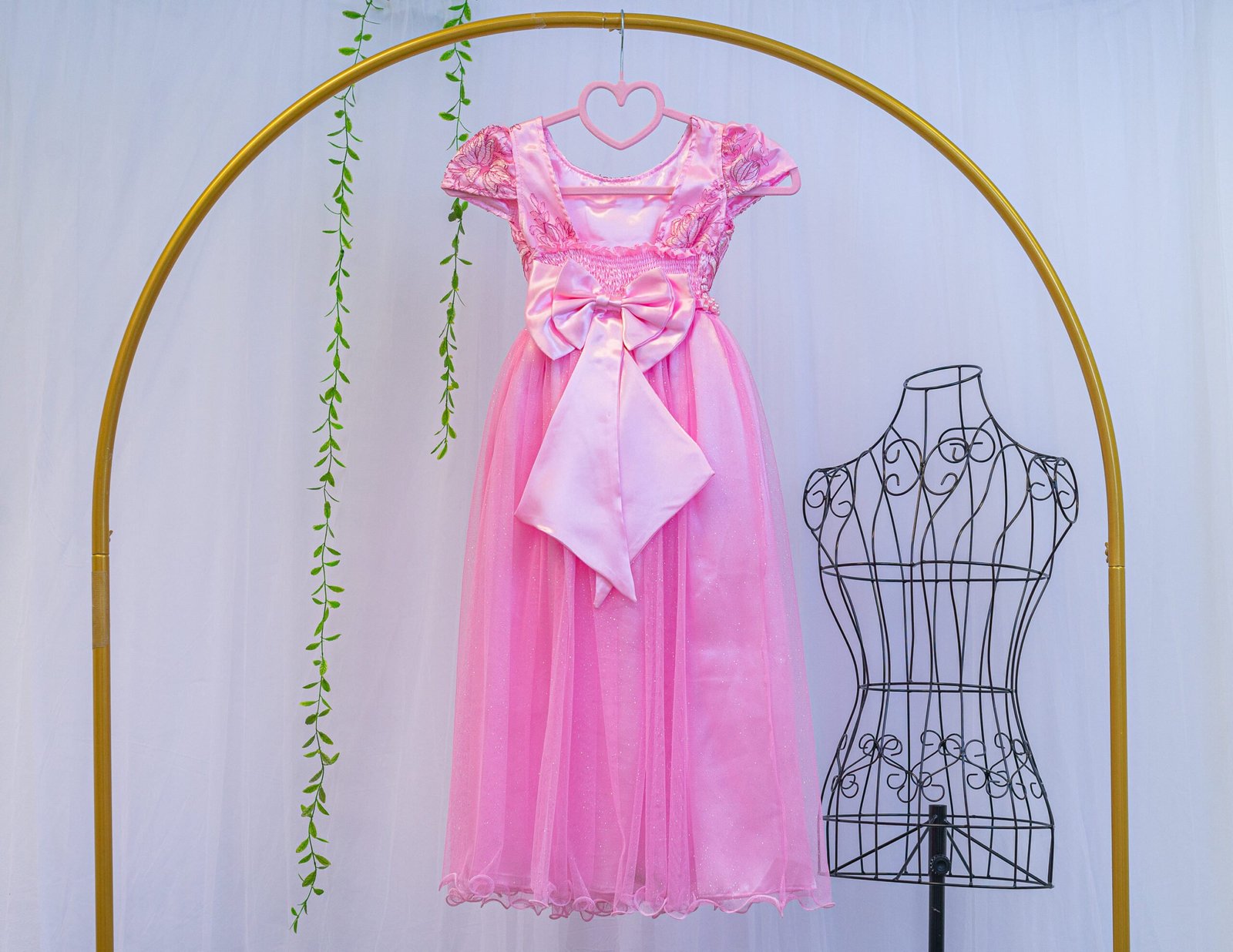 Vestido com tule borado Floral - Image 12